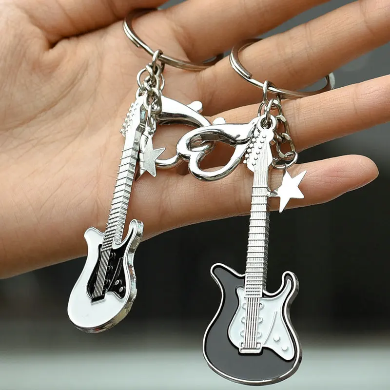 Men Womens Guitar Keychains Key Chain Charms for Y2k Spicy Girl Guitar Pendant Couple KeyChain Jewelry Bag Car Keyring Gift
Men Womens Guitar Keychains Key Chain Charms for Y2k Spicy Girl Guitar Pendant Couple KeyChain Jewelry Bag Car Keyring Gift