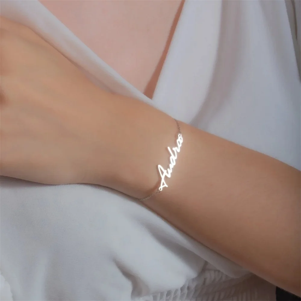 Customize Name Bracelet for Women Personalized Nameplate Stainless Steel Wrist Chain Charm Leisure Party Jewelry Gifts
Customize Name Bracelet for Women Personalized Nameplate Stainless Steel Wrist Chain Charm Leisure Party Jewelry Gifts