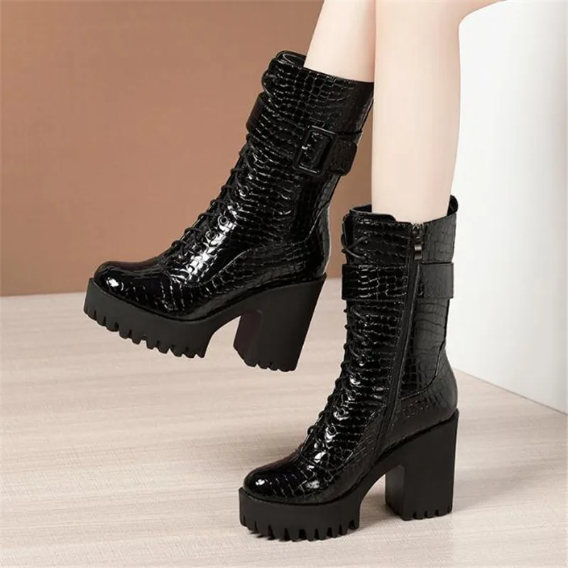 32 43 Thick High Heeled Female Patent Leather Ankle Boots Round Toe Lace-up Zipper Women Short Boots Gothic Women Shoes
32 43 Thick High Heeled Female Patent Leather Ankle Boots Round Toe Lace-up Zipper Women Short Boots Gothic Women Shoes