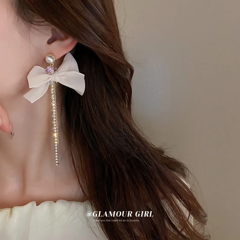 Simple Stereo White Pearl Organza Bow Drop Earrings Trend Ladies Long Earrings Women Party Wedding Jewelry Fashion Accessories
Simple Stereo White Pearl Organza Bow Drop Earrings Trend Ladies Long Earrings Women Party Wedding Jewelry Fashion Accessories