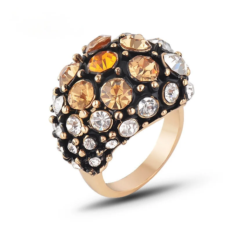 Fashion Antiqued Gold Color Champagne Rhinestone Rings for Women Romantic Crystal Finger Rings bijoux femme Bridal Jewelry Gift
Fashion Antiqued Gold Color Champagne Rhinestone Rings for Women Romantic Crystal Finger Rings bijoux femme Bridal Jewelry Gift