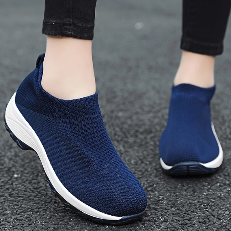 New Weave Slip on Women's Vulcanize Shoes Comfortable Mesh Soft Platforms Women Sneakers Outdoor Walking Light Women Flat Shoes
New Weave Slip on Women's Vulcanize Shoes Comfortable Mesh Soft Platforms Women Sneakers Outdoor Walking Light Women Flat Shoes
