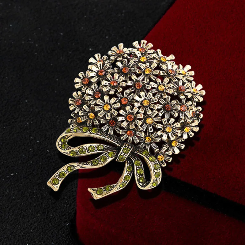 Vintage Colorful Rhinestone Flower Bow Brooch Brooch Alloy Personality Fashion Retro Pin Clothing Badge Corsage Accessories
Vintage Colorful Rhinestone Flower Bow Brooch Brooch Alloy Personality Fashion Retro Pin Clothing Badge Corsage Accessories