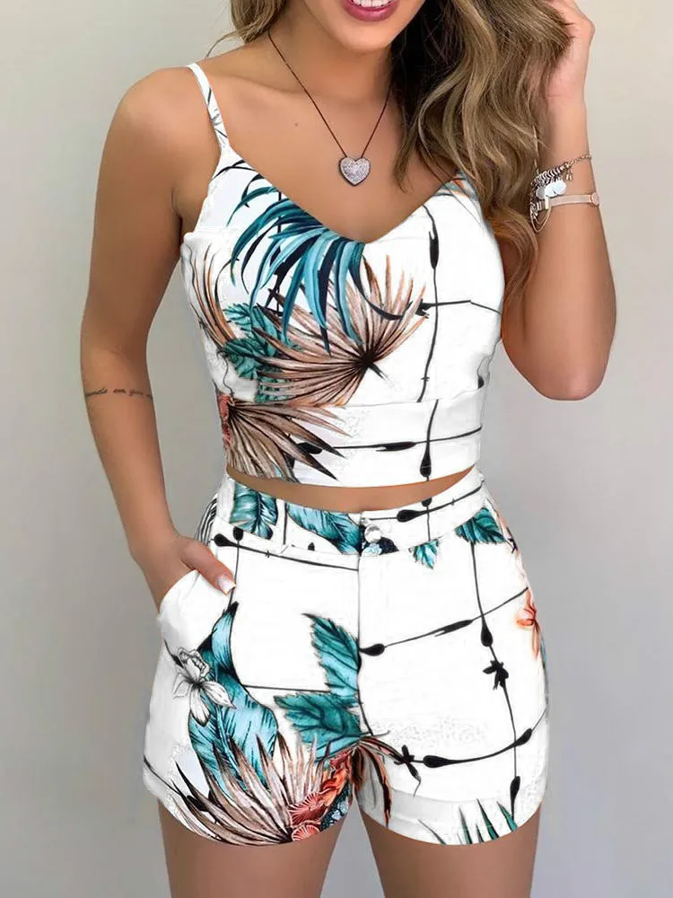 Print Spaghetti Strap Crop Top & Short Sets Casual Summer 2 Piece Outfits for Women
Print Spaghetti Strap Crop Top & Short Sets Casual Summer 2 Piece Outfits for Women