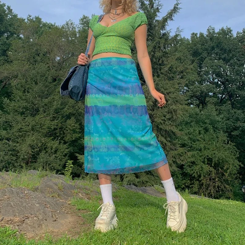 Vintage Floral Print High Waist Midi Skirt Casual Fashion High Street A-line Long Skirt Y2k Girls 2021 Summer Clothes for Women
Vintage Floral Print High Waist Midi Skirt Casual Fashion High Street A-line Long Skirt Y2k Girls 2021 Summer Clothes for Women