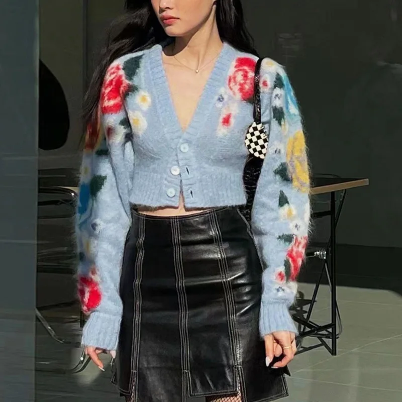 Mohair Wool Sweater Cardigans Women Sexy V-Neck Knit Crop Tops Long Sleeve Floral Blue Jersey 2022 New Brand Desigan Korean Lady
Mohair Wool Sweater Cardigans Women Sexy V-Neck Knit Crop Tops Long Sleeve Floral Blue Jersey 2022 New Brand Desigan Korean Lady