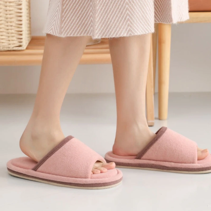 Горячая Распродажа зимние домашние тапочки для пар для женщин модные и минималистичные хлопковые тапочки для женщин теплая обувь для пола
Горячая Распродажа зимние домашние тапочки для пар для женщин модные и минималистичные хлопковые тапочки для женщин теплая обувь для пола