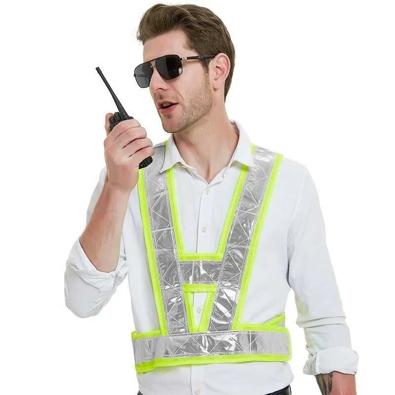 High Visibility Reflective Safety Vest Construction Worker Night Running Reflective Strap Safety Vest 
High Visibility Reflective Safety Vest Construction Worker Night Running Reflective Strap Safety Vest