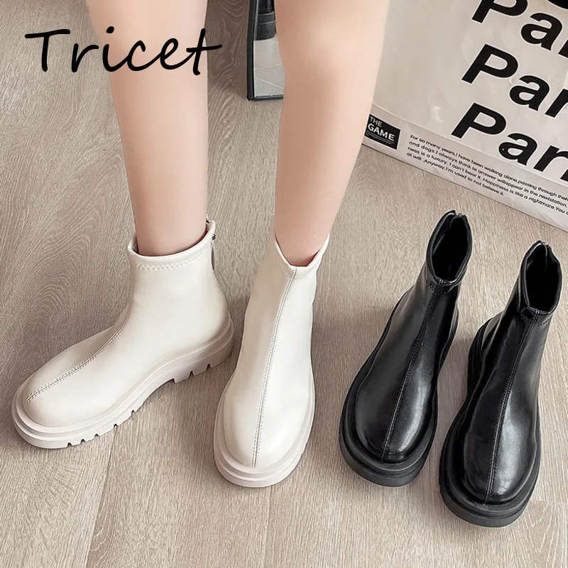 Spring Autumn Women Platform Fashion Boots Ladies Soft PU Leather Ankle Shoes Round Toe Solid Zip Motorcycle Female Short Boots
Spring Autumn Women Platform Fashion Boots Ladies Soft PU Leather Ankle Shoes Round Toe Solid Zip Motorcycle Female Short Boots