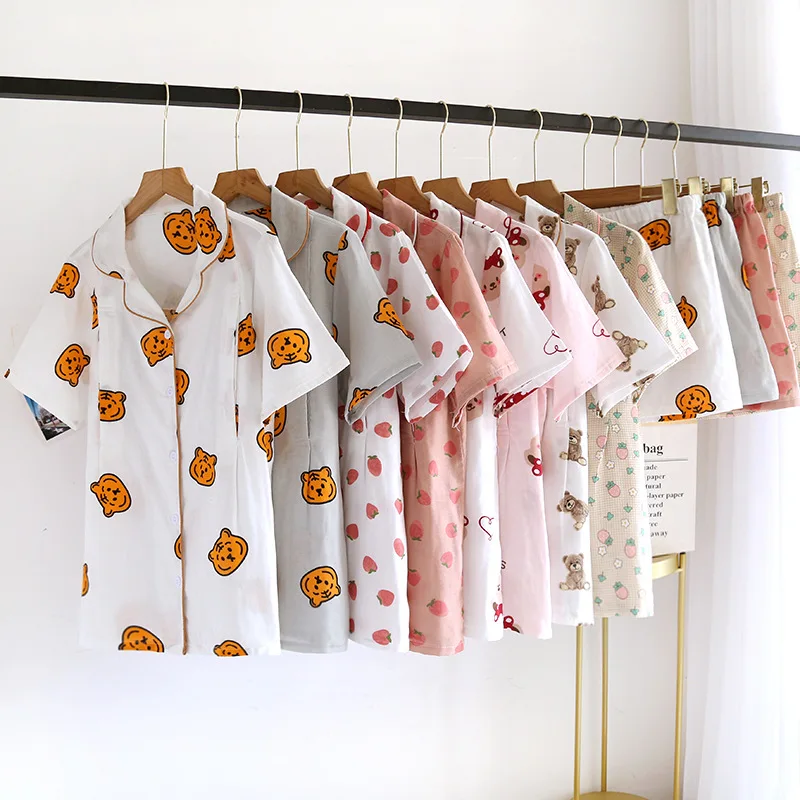 2022 Summer Newest Cotton Breathable Sweat-absorbing Comfortable Cute Breastfeeding Short-sleeved Shorts Confinement Home Suit
2022 Summer Newest Cotton Breathable Sweat-absorbing Comfortable Cute Breastfeeding Short-sleeved Shorts Confinement Home Suit