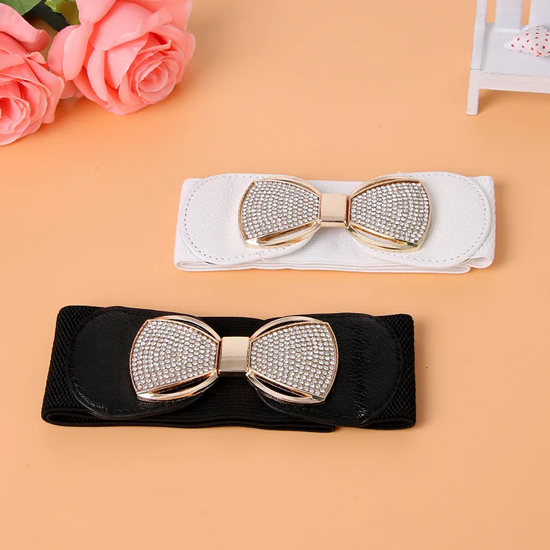 Metal Diamond Bowknot Buckle Ladies Dress Elastic Wide Belt New Casual Fashion Black Girdle Belts for Women Luxury Fashion
Metal Diamond Bowknot Buckle Ladies Dress Elastic Wide Belt New Casual Fashion Black Girdle Belts for Women Luxury Fashion
