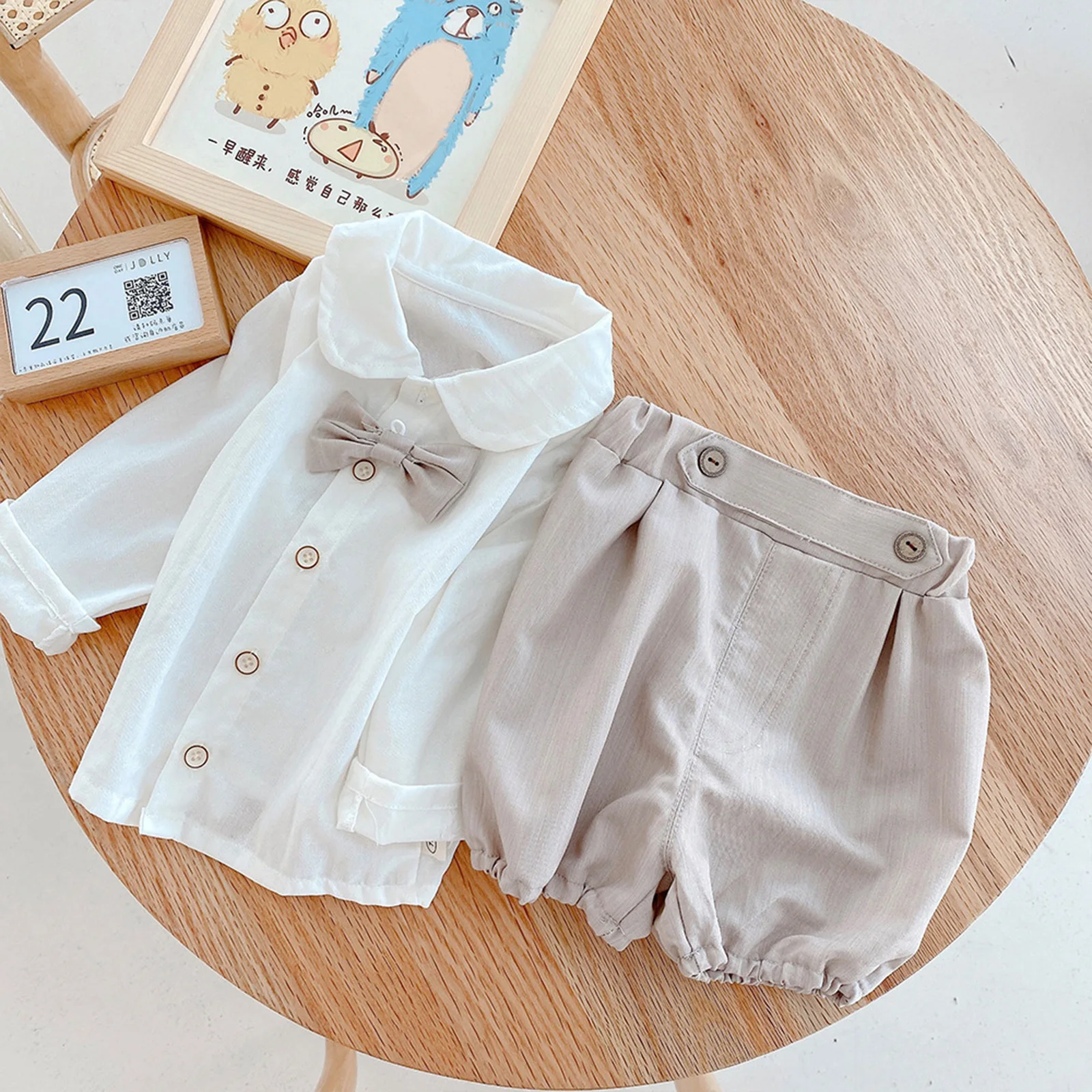 Baby Boy Gentleman Outfit Summer Formal Suits Boys Long Sleeves White Shirt Pants Bow Tie 3pcs Sets Boy Wedding Birthday Suit
Baby Boy Gentleman Outfit Summer Formal Suits Boys Long Sleeves White Shirt Pants Bow Tie 3pcs Sets Boy Wedding Birthday Suit