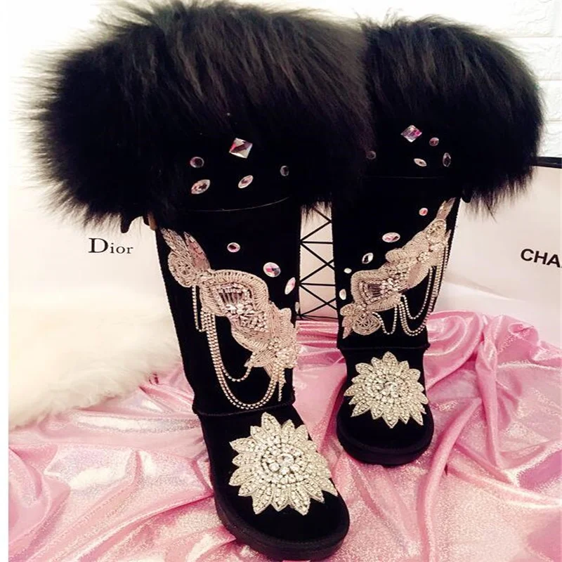 Handmade custom rhinestone chain knee boots heavy industry fox fur warm thickened snow boots large size women's shoes 35-44
Handmade custom rhinestone chain knee boots heavy industry fox fur warm thickened snow boots large size women's shoes 35-44