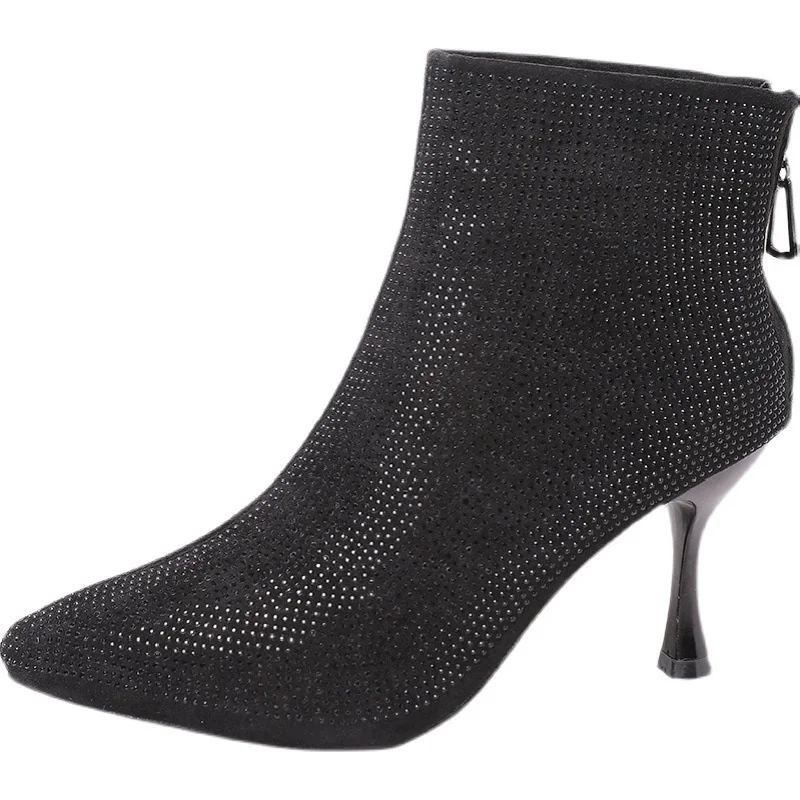 Zoorose Women's Short Boots Winter New Celebrity Fashion Versatile Korean Breathable Zipper White Pointy Fashion Boots Dating
Zoorose Women's Short Boots Winter New Celebrity Fashion Versatile Korean Breathable Zipper White Pointy Fashion Boots Dating