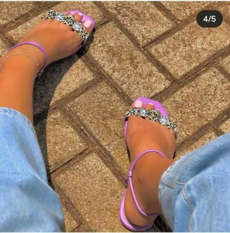 2022summer Flat Bottom Rhinestone Buckle Casual Sandals Women Sandals Women Sandals Peep Toe Sandals Leather Gladiator Sandals
2022summer Flat Bottom Rhinestone Buckle Casual Sandals Women Sandals Women Sandals Peep Toe Sandals Leather Gladiator Sandals