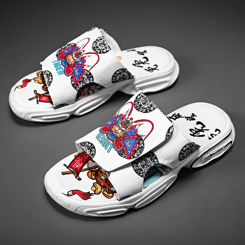2022 New Men Beach Shoes Brand Fashion Mens Slides Popular Casual Slippers Man Comfortable Beach Slippers Men
2022 New Men Beach Shoes Brand Fashion Mens Slides Popular Casual Slippers Man Comfortable Beach Slippers Men