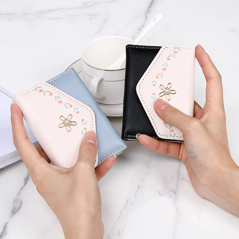 Purse Female New 2022 Fashion Small Fresh Flowers Coin Purse Female Mini Students Purse Female Style Wallets for Women Purse
Purse Female New 2022 Fashion Small Fresh Flowers Coin Purse Female Mini Students Purse Female Style Wallets for Women Purse