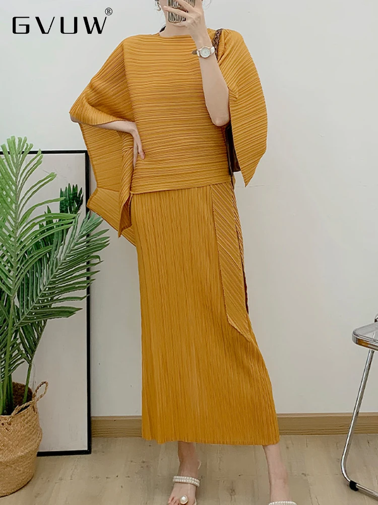 GVUW Pleated Fashion Two Piece Set for women 2023 Autumn new solid color Irregular Shawl Wrap+Tank Top Long dress female 17G2476
GVUW Pleated Fashion Two Piece Set for women 2023 Autumn new solid color Irregular Shawl Wrap+Tank Top Long dress female 17G2476