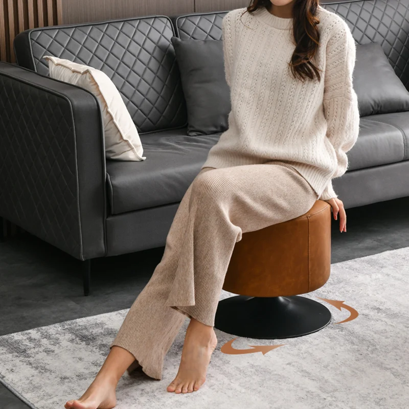 Modern Minimalist Makeup Stool Nordic design Portable Living Room Pedicure Stool Childrens banco plegable Household Items
Modern Minimalist Makeup Stool Nordic design Portable Living Room Pedicure Stool Childrens banco plegable Household Items