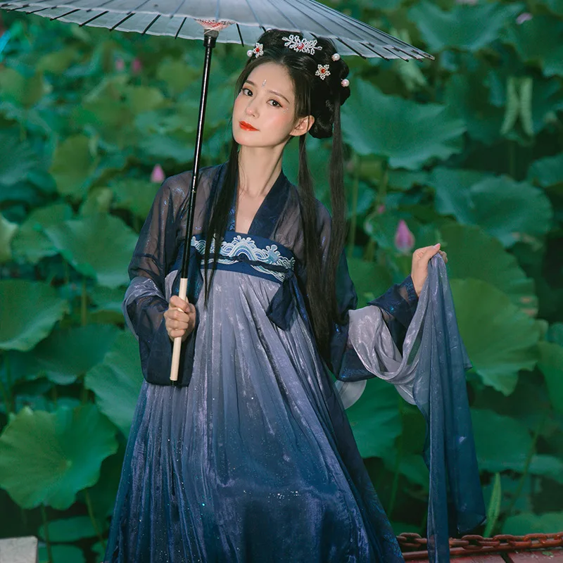 Gradient Blue Hanfu Couples Chinese Traditional Embroidery Clothes Adult Halloween Cosplay Costume Hanfu For Men/Women Plus Size
Gradient Blue Hanfu Couples Chinese Traditional Embroidery Clothes Adult Halloween Cosplay Costume Hanfu For Men/Women Plus Size