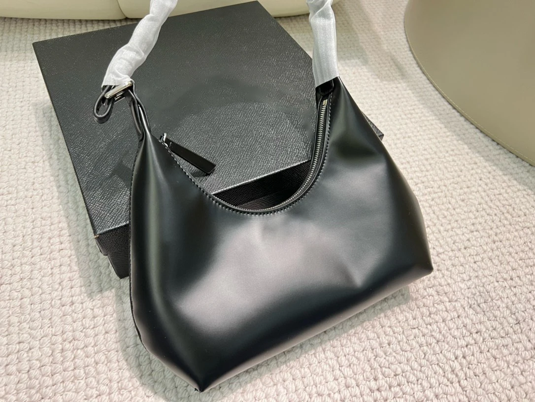 Women's Small Designer Square Bag, Fashionable Mini Retro Solid Zipper Casual Handbag
Women's Small Designer Square Bag, Fashionable Mini Retro Solid Zipper Casual Handbag