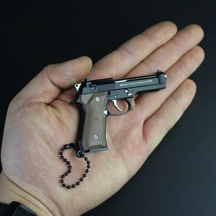 Металлическая мини-модель Beretta 92f, брелок для ключей, маленькая игрушка-пистолет, подвеска-пистолет, миниатюрная коллекция, подарки на день р...
Металлическая мини-модель Beretta 92f, брелок для ключей, маленькая игрушка-пистолет, подвеска-пистолет, миниатюрная коллекция, подарки на день р...