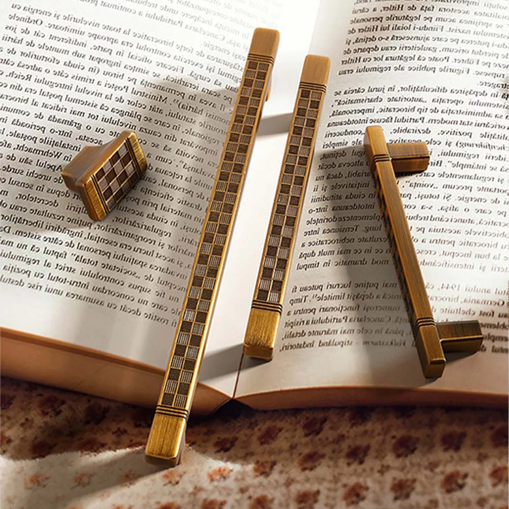 Gold Light Luxury European Modern Minimalist Wardrobe Cabinet Drawer Handle Nordic Cabinet Door Handle for Furniture Door Handle
Gold Light Luxury European Modern Minimalist Wardrobe Cabinet Drawer Handle Nordic Cabinet Door Handle for Furniture Door Handle