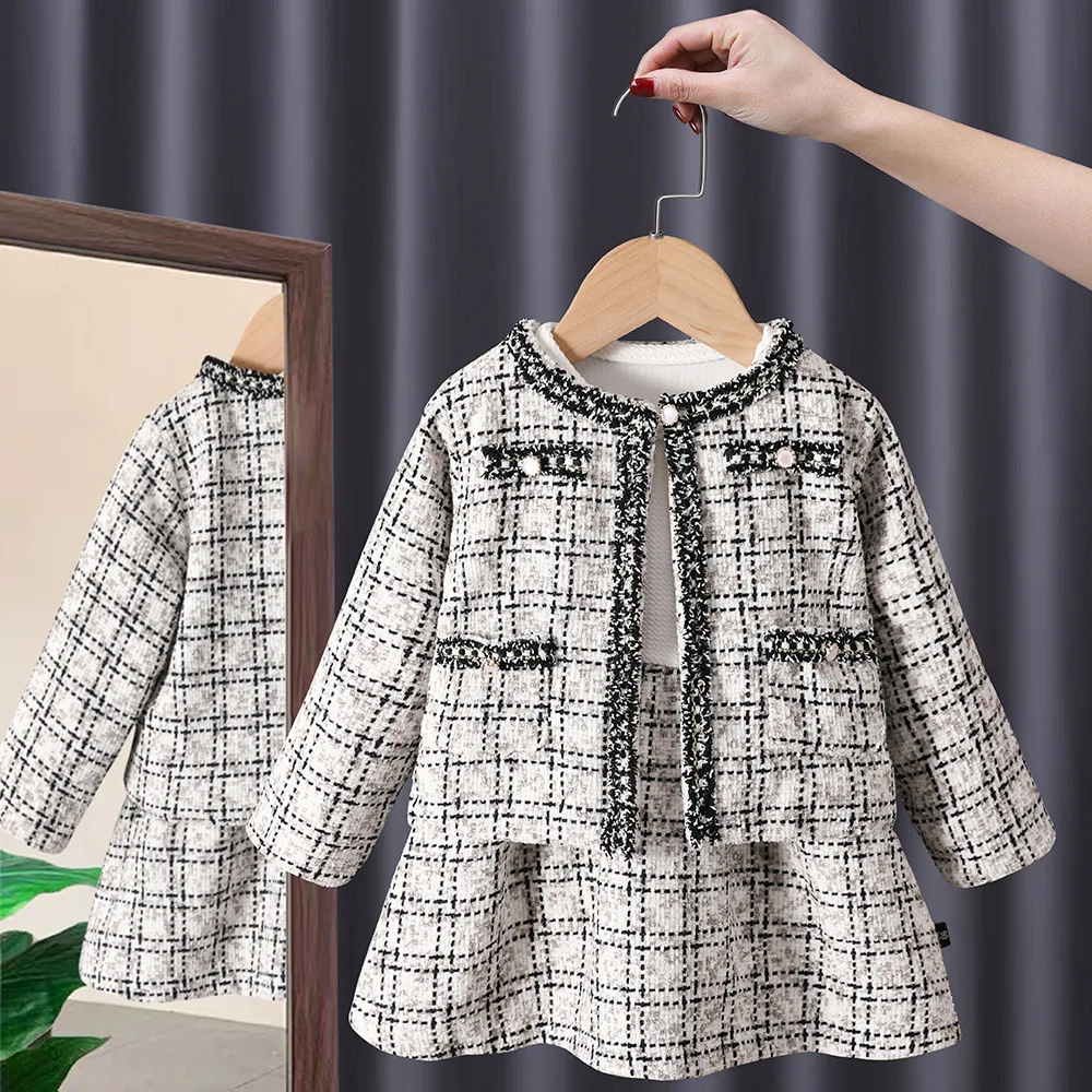 Sweet Outfits Kids Girls Princess 2pcs Clothes Sets New Spring Baby Girl Plaid Coat+Dress Fashion Vintage Outfits Suit 1-7 yrs
Sweet Outfits Kids Girls Princess 2pcs Clothes Sets New Spring Baby Girl Plaid Coat+Dress Fashion Vintage Outfits Suit 1-7 yrs