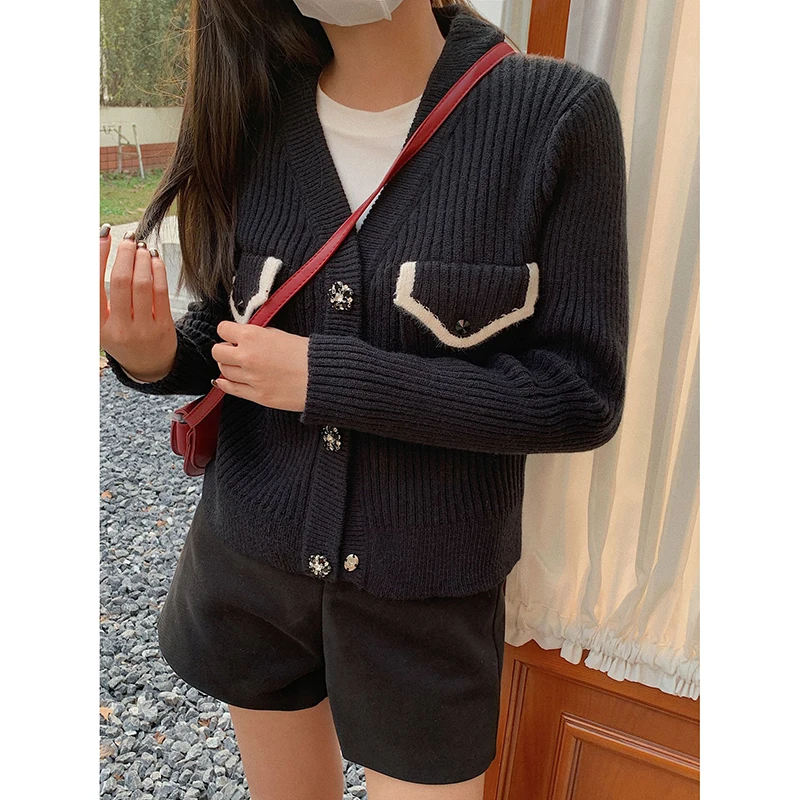 Casual Cardigan Women V Neck Full Sleeve Slim Sweaters Women Spring Autumn Korean Fashion Solid Elegant Knitwear Female CX2615
Casual Cardigan Women V Neck Full Sleeve Slim Sweaters Women Spring Autumn Korean Fashion Solid Elegant Knitwear Female CX2615