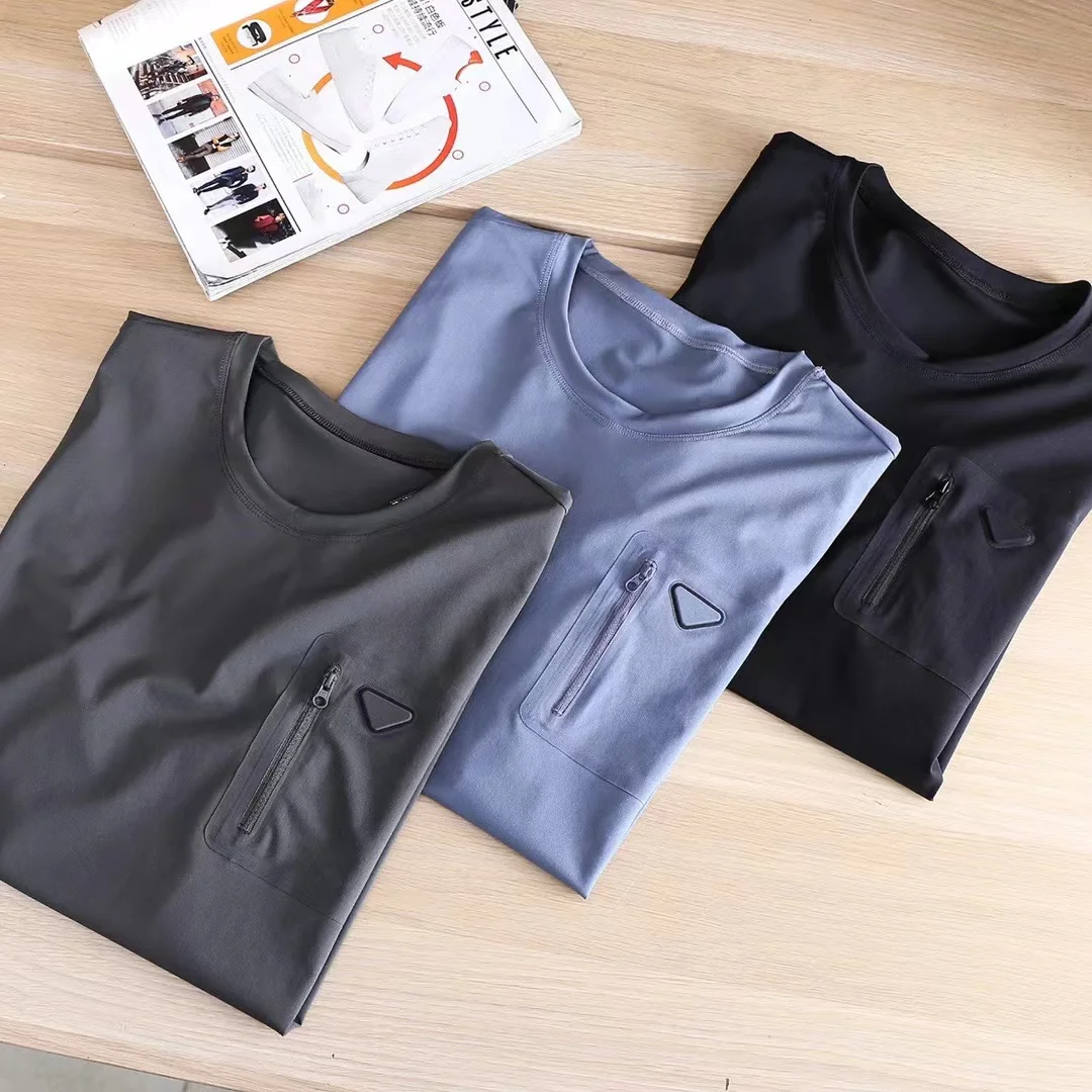 19208 Top Quality Men Classic Triangle Lable Short Sleeve O-Neck Soft T-Shirt Summer Male Breathable Zipper Tops Tees
19208 Top Quality Men Classic Triangle Lable Short Sleeve O-Neck Soft T-Shirt Summer Male Breathable Zipper Tops Tees