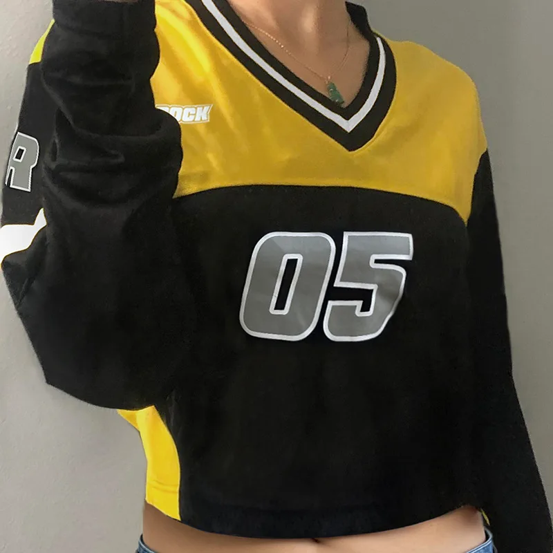 Digital Patchwork Striped T Shirt y2k Vintage Biker Moto Crop Top Women Streetwear Korean Tee Sportwear Autumn Chic
Digital Patchwork Striped T Shirt y2k Vintage Biker Moto Crop Top Women Streetwear Korean Tee Sportwear Autumn Chic