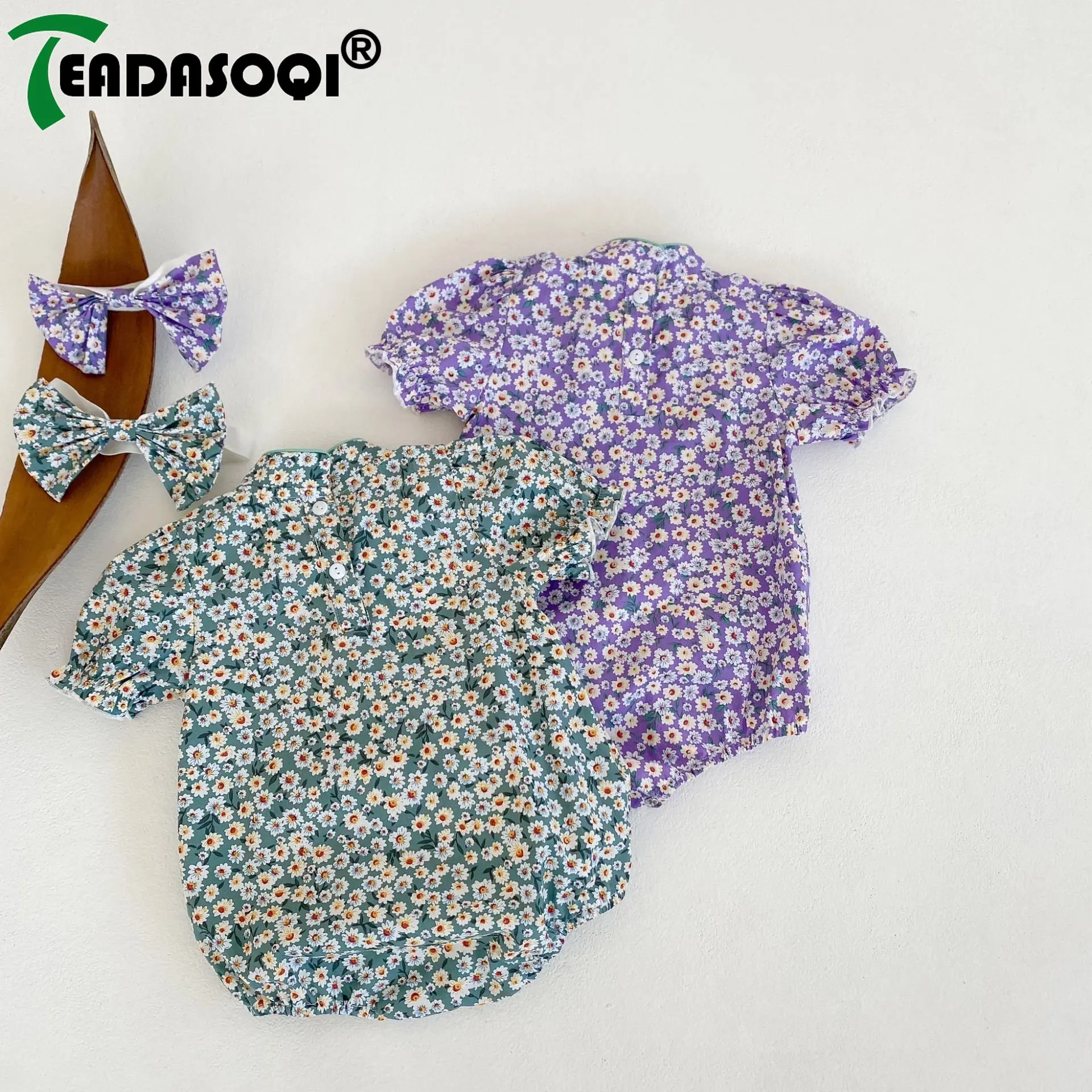 Charming Headband -infant newborn cotton clothes Floral Chinese Style Bodysuit for Baby Girls - Perfect Summer with Matching
Charming Headband -infant newborn cotton clothes Floral Chinese Style Bodysuit for Baby Girls - Perfect Summer with Matching
