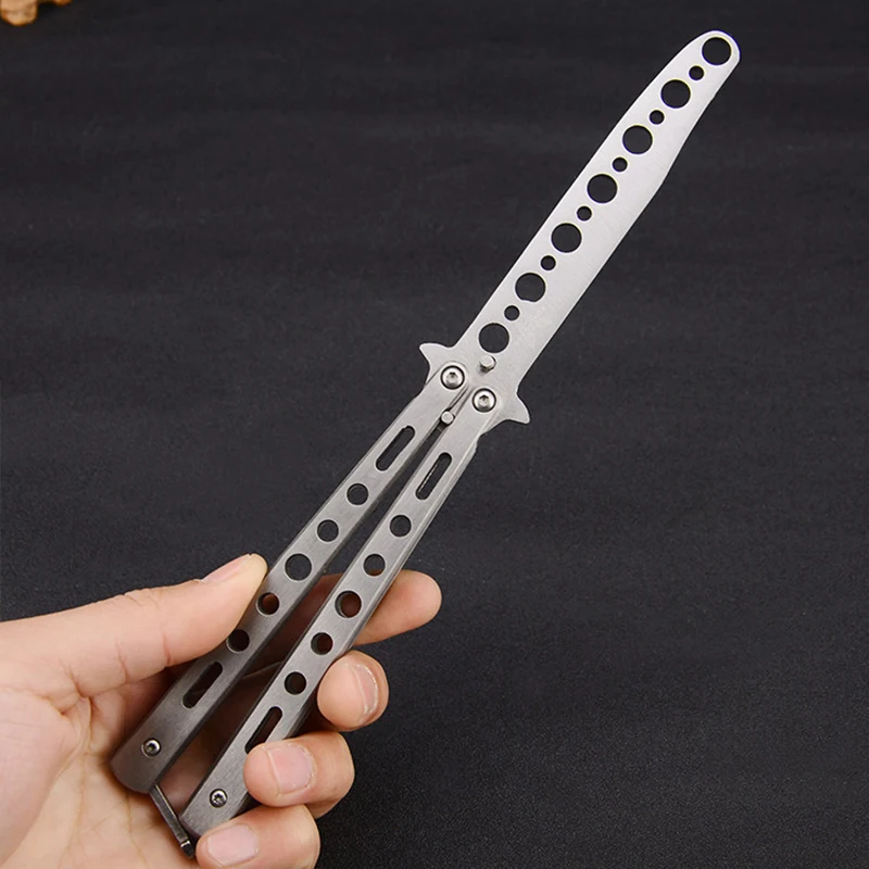 New Camping Practice Comb Stainless Steel Folding Training Comb Butterfly In Knife Training Tool Practice Swing Comb Camping
New Camping Practice Comb Stainless Steel Folding Training Comb Butterfly In Knife Training Tool Practice Swing Comb Camping