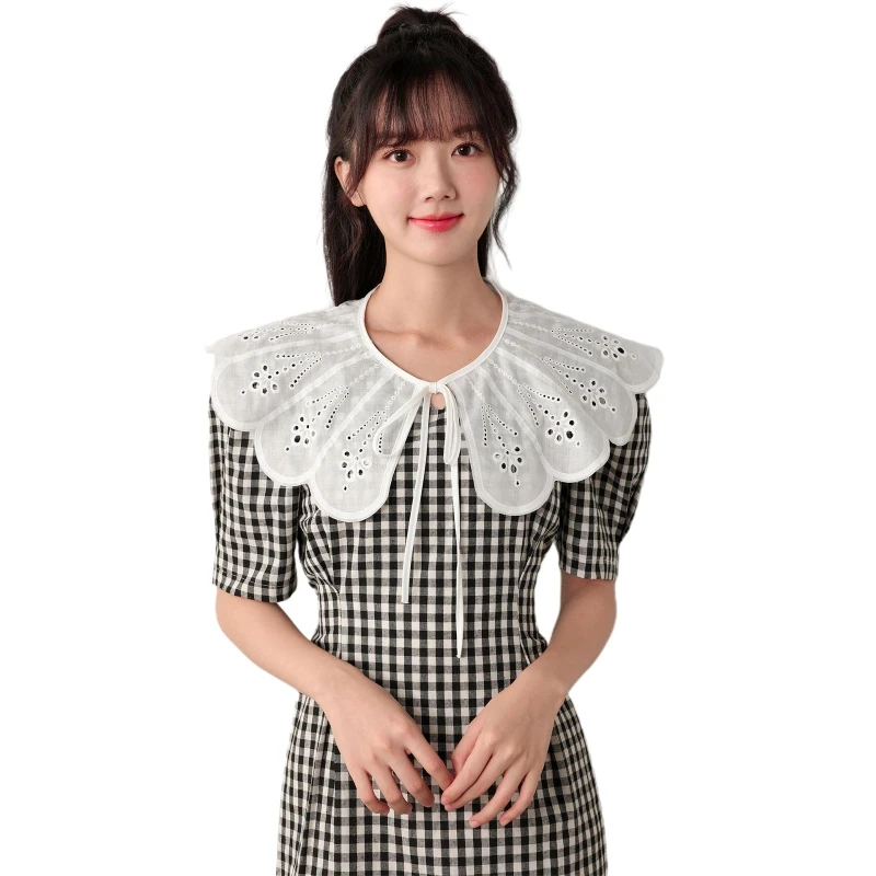 

Women Girls Retro Detachable False Collar Embroidery Dots Flower Shawl Wrap Lace-Up Bowknot Petals Shaped Capelet Shrugs