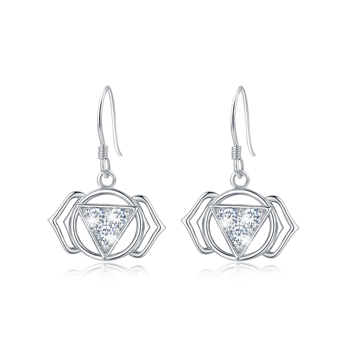 Elegant 925 Silver Moissanite Earrings Antioxidant / Hypoallergenic Hook Anniversary Party Gift Trend Woman Jewelry Accessories
Elegant 925 Silver Moissanite Earrings Antioxidant / Hypoallergenic Hook Anniversary Party Gift Trend Woman Jewelry Accessories