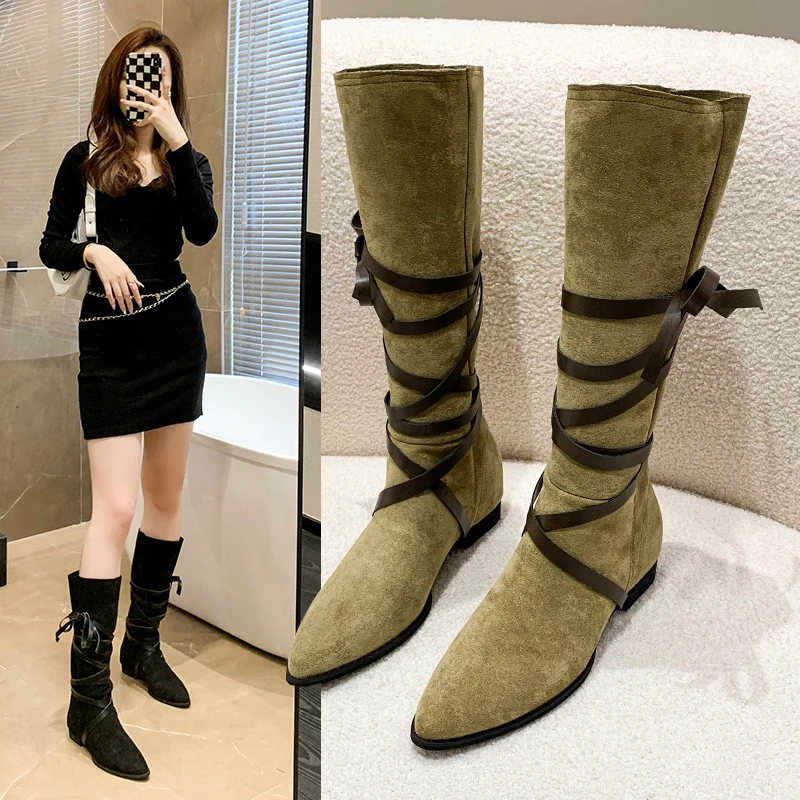 2022 Pointed Toe Flat Heels Knee High Boots Women Kid Suede Straps Design Western Cowboy Long Boots Ladies Autumn Winter Shoes
2022 Pointed Toe Flat Heels Knee High Boots Women Kid Suede Straps Design Western Cowboy Long Boots Ladies Autumn Winter Shoes