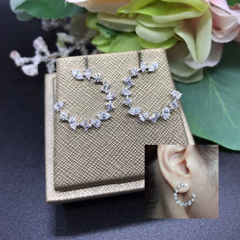 Fashion C Shaped Stud Earrings for Women Inlaid Crystal Geometric Cubic Zirconia Chic Bride Wedding Earrings Ear Jewelry
Fashion C Shaped Stud Earrings for Women Inlaid Crystal Geometric Cubic Zirconia Chic Bride Wedding Earrings Ear Jewelry