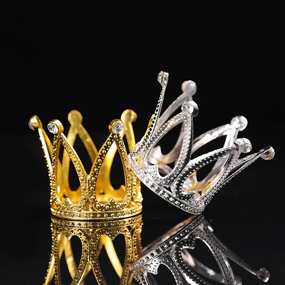 Mini Crown Cake Topper Cake Decor Metal Children Birthday Baking Decor DIY Wedding Party Supplies Cake Decorating Tools
Mini Crown Cake Topper Cake Decor Metal Children Birthday Baking Decor DIY Wedding Party Supplies Cake Decorating Tools