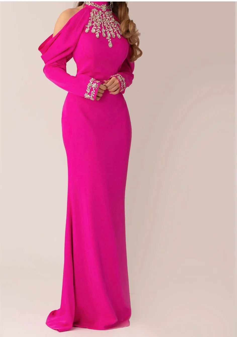 High Neck Shiny Beads Prom Dresses Off Shoulder Italy Satin Long Sleeves Luxury Evening Dress Special Occasion Party Gown
High Neck Shiny Beads Prom Dresses Off Shoulder Italy Satin Long Sleeves Luxury Evening Dress Special Occasion Party Gown