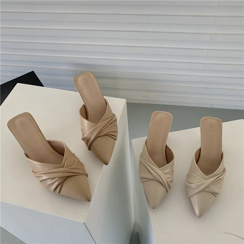Korean Style Bow Sandals Women's Mules Solid Color Pointed Toe Sandals Thin Medium Heel High Heels Women's Pullover Sandals New
Korean Style Bow Sandals Women's Mules Solid Color Pointed Toe Sandals Thin Medium Heel High Heels Women's Pullover Sandals New