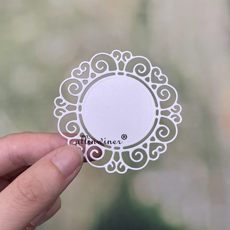 Lace heart round plate Metal Cutting Dies Stencils Die Cut for DIY Scrapbooking Album Paper Card Embossing
Lace heart round plate Metal Cutting Dies Stencils Die Cut for DIY Scrapbooking Album Paper Card Embossing