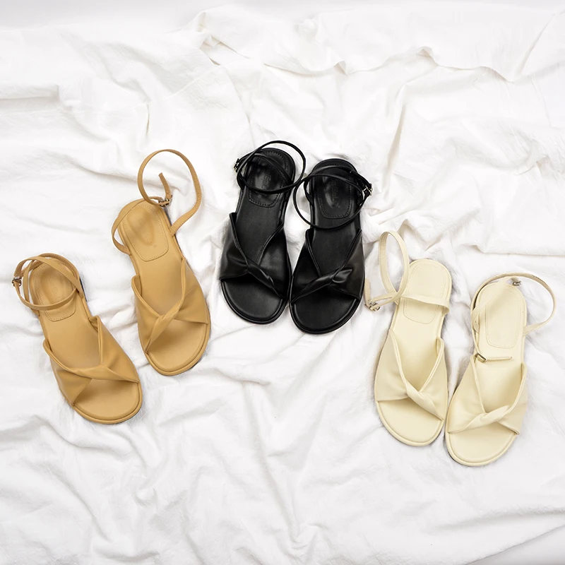 Open Toe Female Sandal Buckle Strap Soft Comfort Shoes for Women 2022 Summer Clear Heels Peep Girls New Bow Fashion Flat Gladiat
Open Toe Female Sandal Buckle Strap Soft Comfort Shoes for Women 2022 Summer Clear Heels Peep Girls New Bow Fashion Flat Gladiat