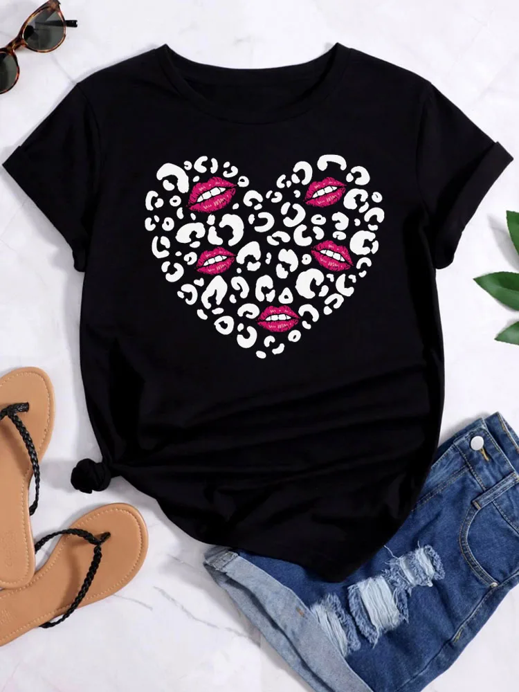 Love Heart Lips Print T Shirt Women New Fashion T Shirt Female Summer Tops Ladies Cute Graphic Tee Shirts Harajuku T-shirt Tops
Love Heart Lips Print T Shirt Women New Fashion T Shirt Female Summer Tops Ladies Cute Graphic Tee Shirts Harajuku T-shirt Tops