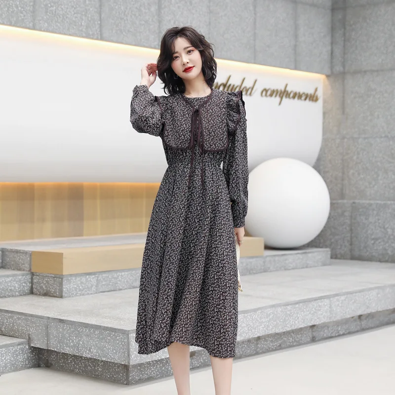 2022 New Women's Fashion Retro Style Fragile Skirt Navy Collar Two Wear Long Dress
2022 New Women's Fashion Retro Style Fragile Skirt Navy Collar Two Wear Long Dress