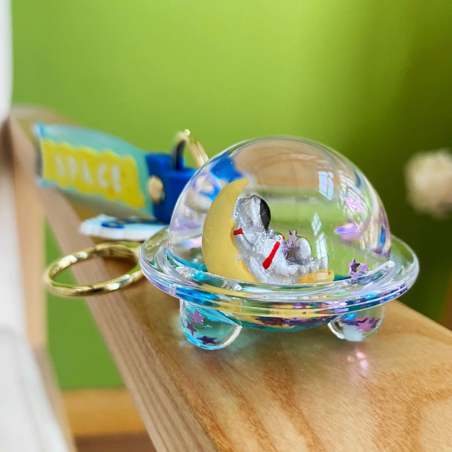 Car Decoration Pendant New acrylic astronaut astronaut spacecraft into the oil key chain car bag pendant gift wholesale
Car Decoration Pendant New acrylic astronaut astronaut spacecraft into the oil key chain car bag pendant gift wholesale