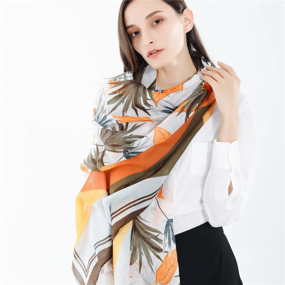 2022 New Autumn And Winter Fashion Leaf Pattern Soft Comfortable Fringe Scarf
2022 New Autumn And Winter Fashion Leaf Pattern Soft Comfortable Fringe Scarf