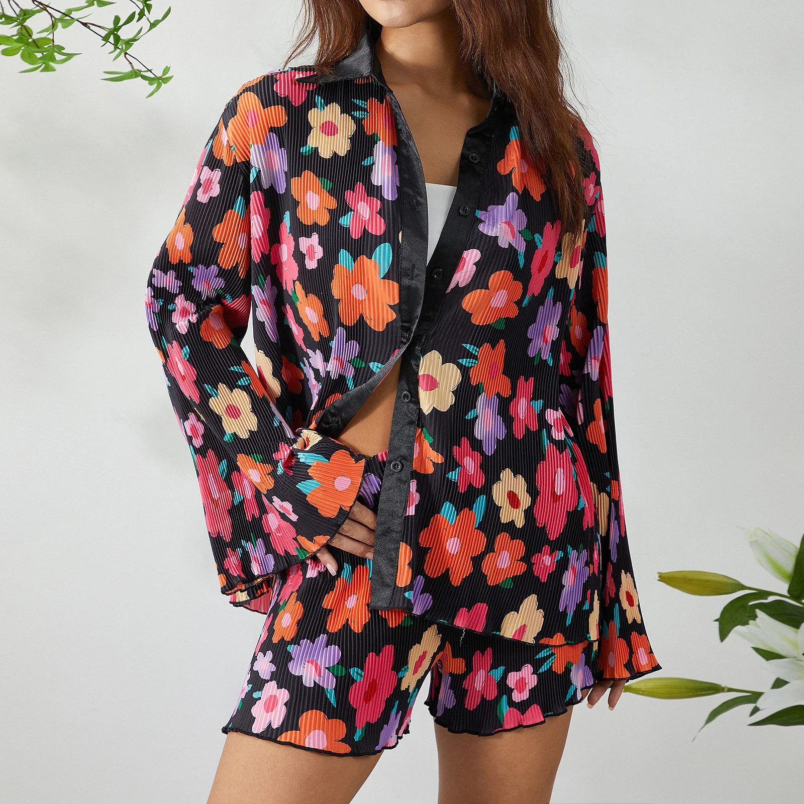 Women Fashion Flower/ Irregular Printing Two-piece Clothes Set Long Sleeve Blouse Tops and Straight-leg Shorts Suit
Women Fashion Flower/ Irregular Printing Two-piece Clothes Set Long Sleeve Blouse Tops and Straight-leg Shorts Suit