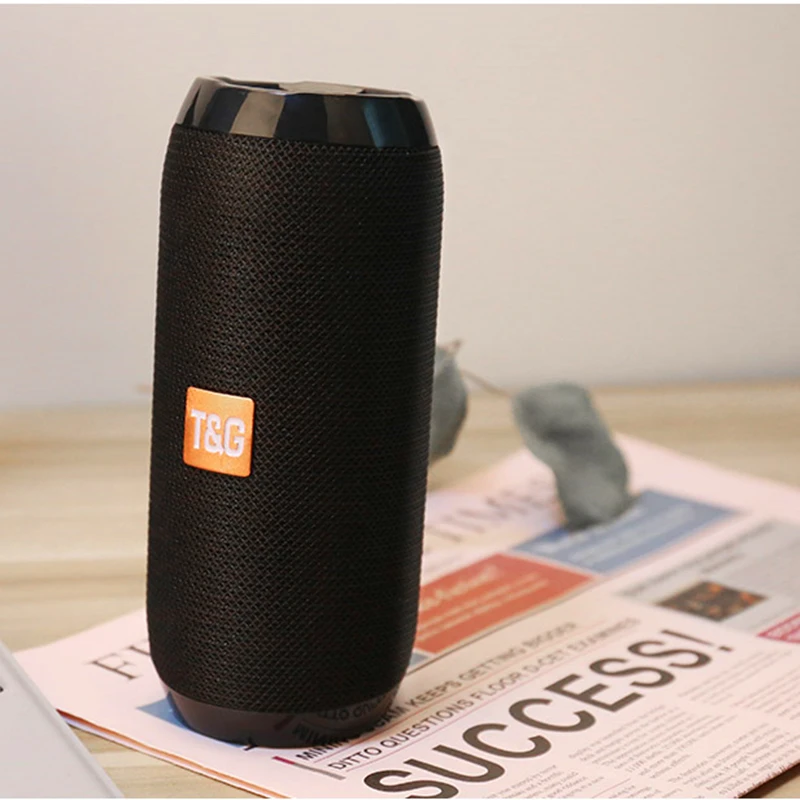 Portable Speaker Wireless Bluetooth-compatible Subwoofer Outdoor Waterproof Loudspeaker Stereo Surround Support FM RadioTF
Portable Speaker Wireless Bluetooth-compatible Subwoofer Outdoor Waterproof Loudspeaker Stereo Surround Support FM RadioTF