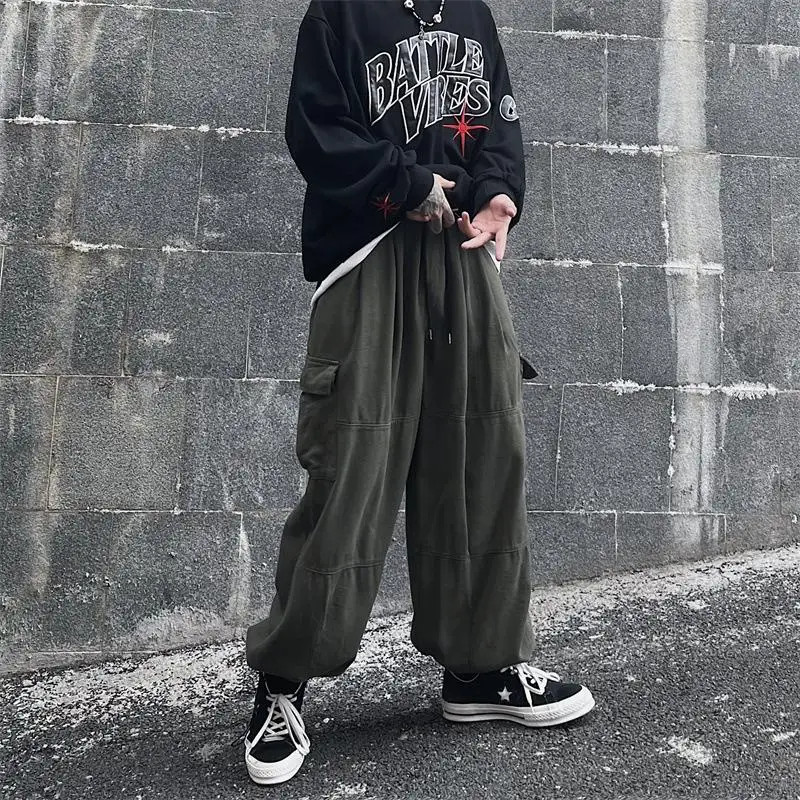 Men's Casual Loose Cargo Pants Fashion Design Harajuku Solid Color Trousers Autumn Retro Multi-Pockets Wide Leg Pants Streetwear
Men's Casual Loose Cargo Pants Fashion Design Harajuku Solid Color Trousers Autumn Retro Multi-Pockets Wide Leg Pants Streetwear