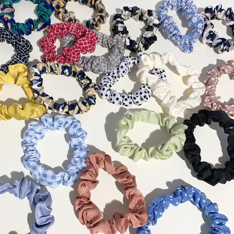 20pcs Silk Scrunchies Print Hair Ties Elastic Hair Bands For Women Girls Solid Color Ponytail Holder Headwear Hair Accessories
20pcs Silk Scrunchies Print Hair Ties Elastic Hair Bands For Women Girls Solid Color Ponytail Holder Headwear Hair Accessories